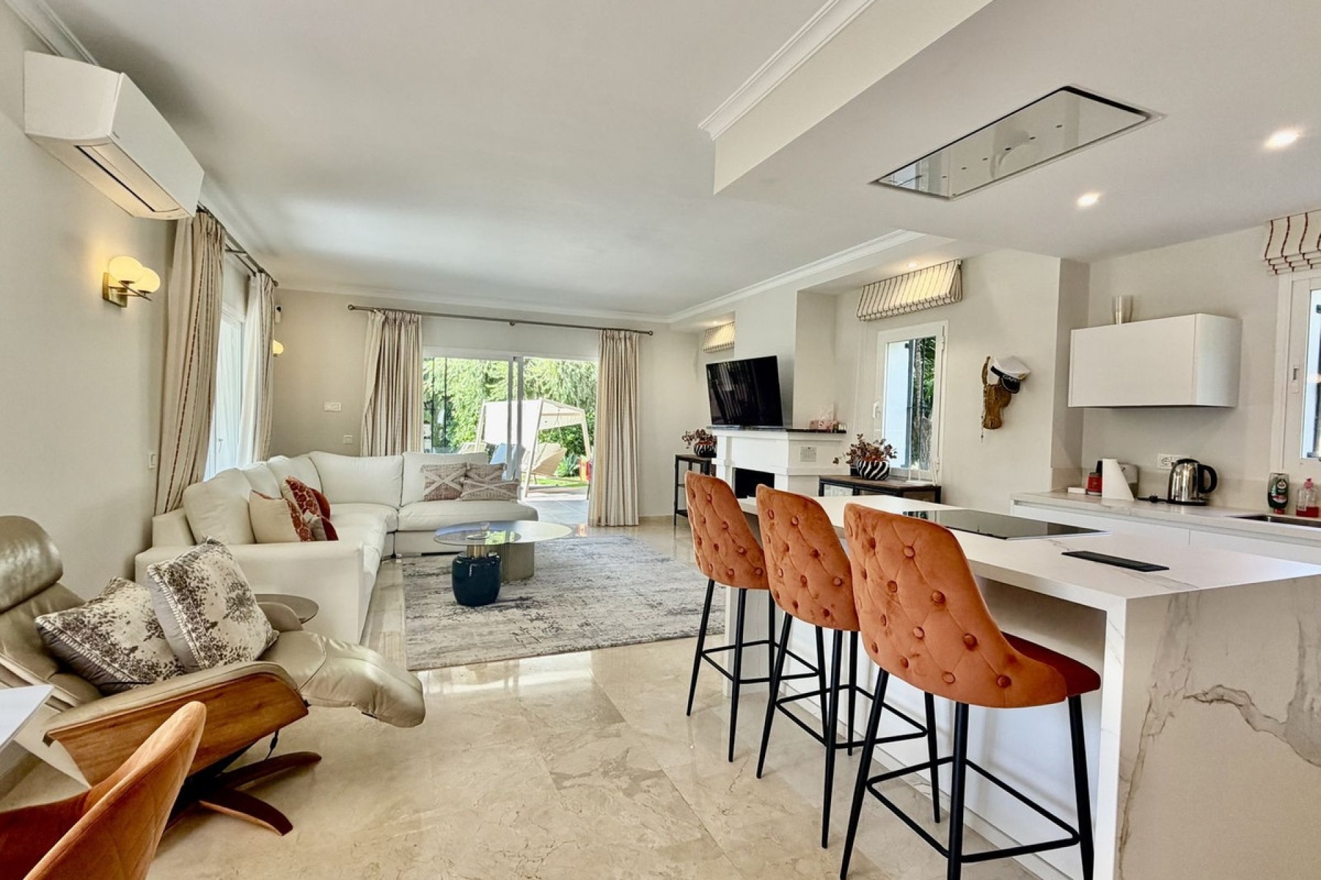 Resale - Villa - Marbella - El Rosario