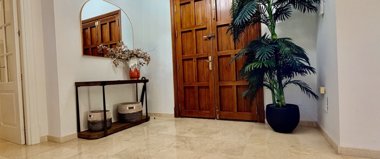 Resale - Villa - Marbella - El Rosario