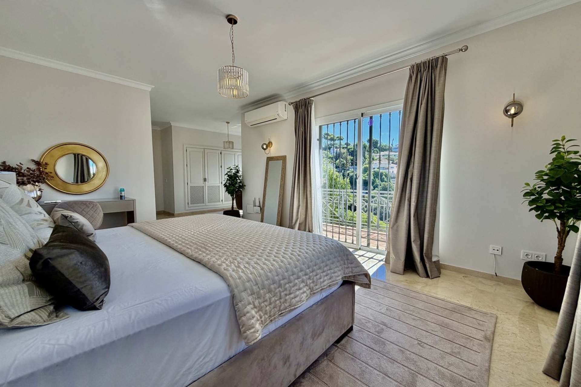 Resale - Villa - Marbella - El Rosario