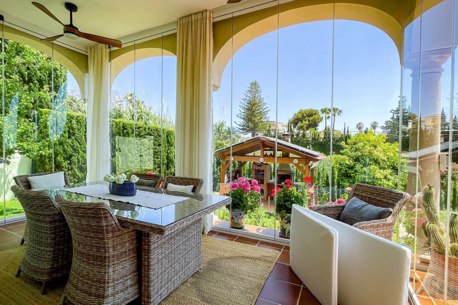 Resale - Villa - Marbella - El Rosario