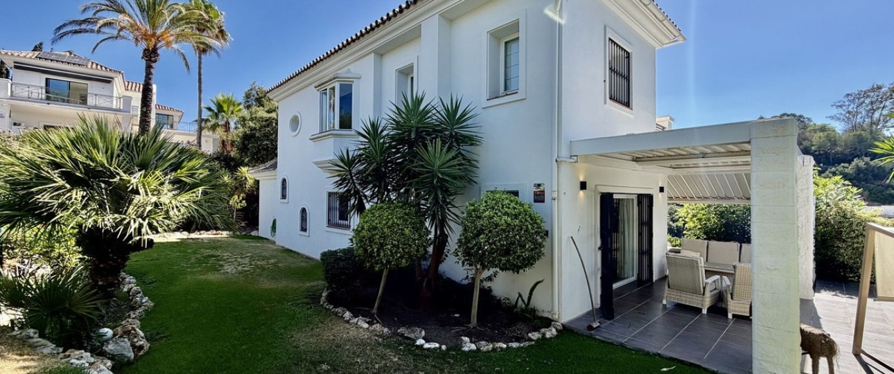 Resale - Villa - Marbella - El Rosario