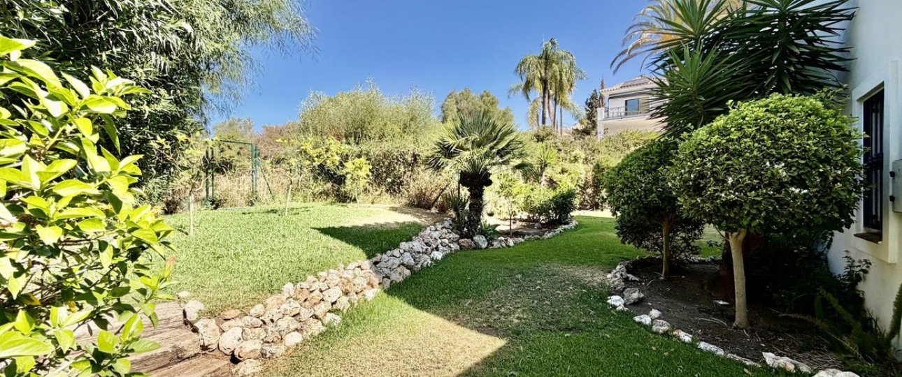 Resale - Villa - Marbella - El Rosario