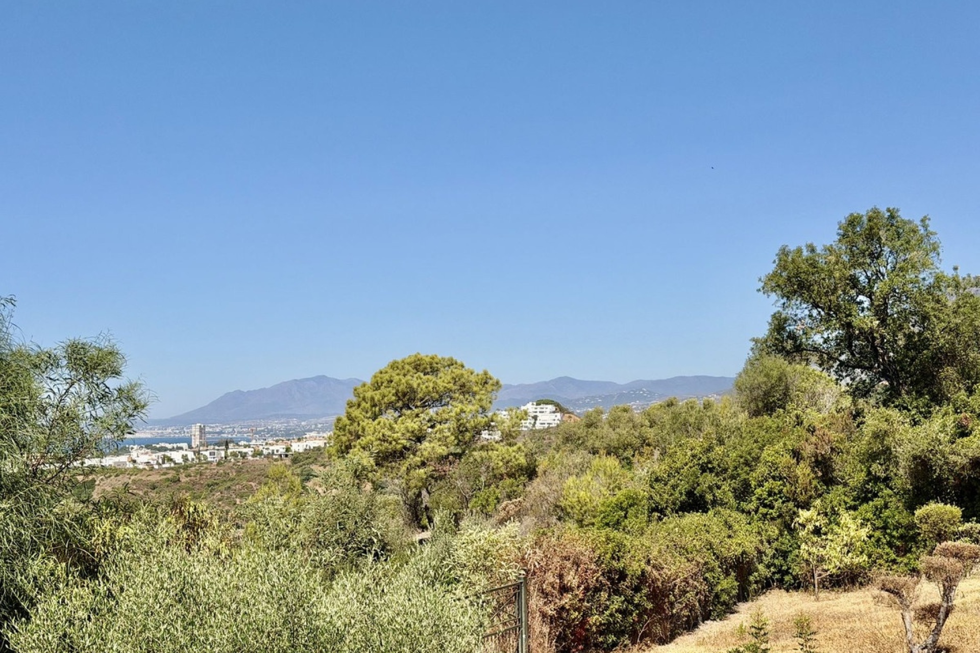 Resale - Villa - Marbella - El Rosario