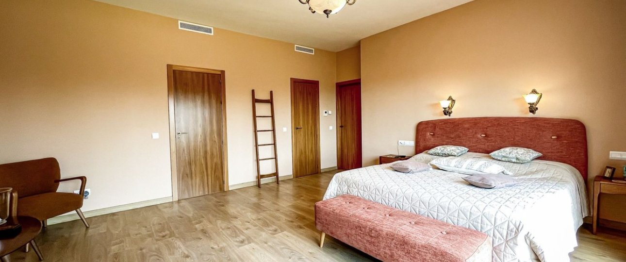 Resale - Villa - Marbella - El Rosario