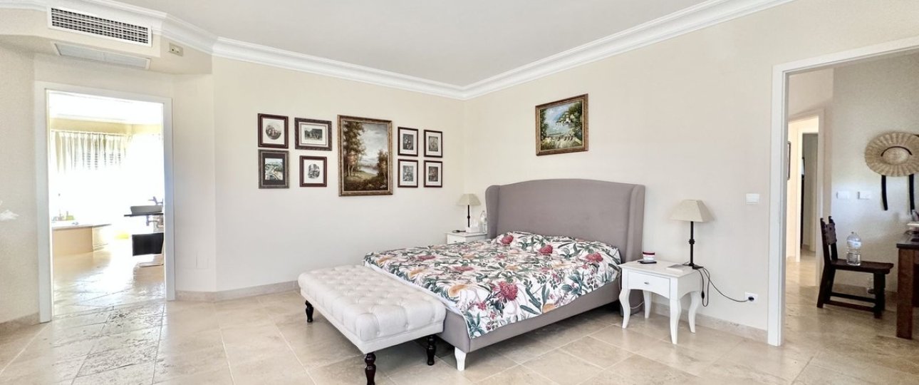 Resale - Villa - Marbella - El Rosario