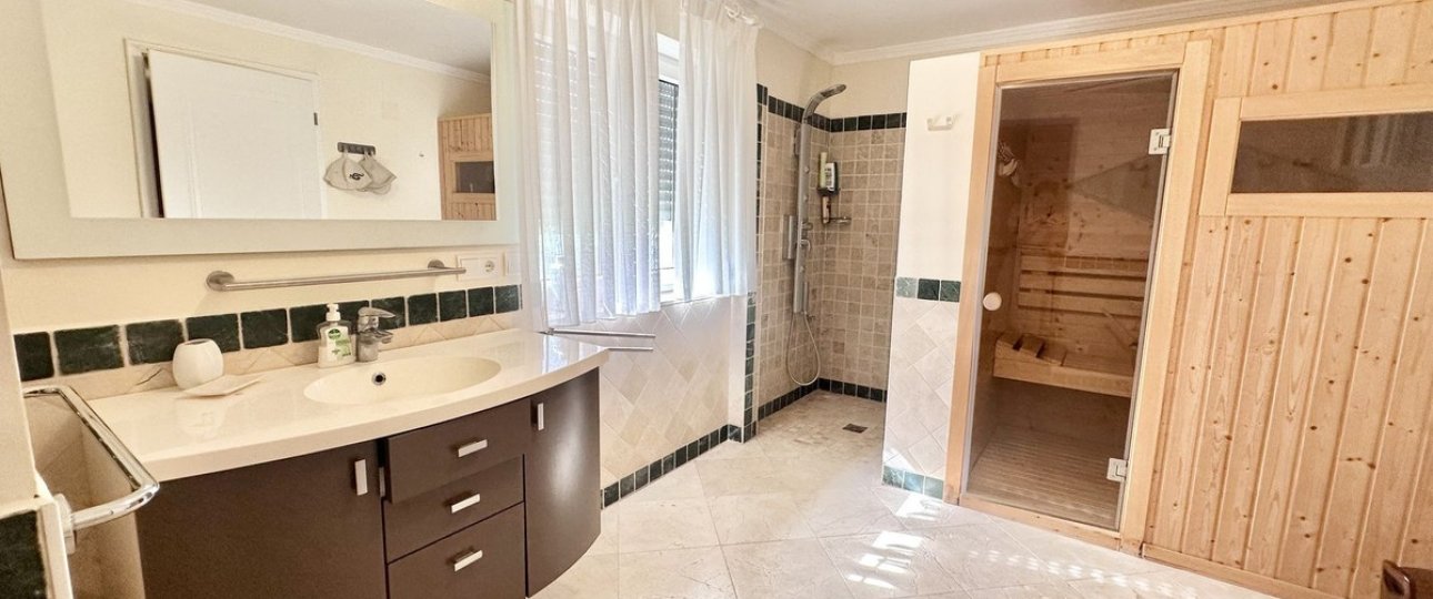 Resale - Villa - Marbella - El Rosario