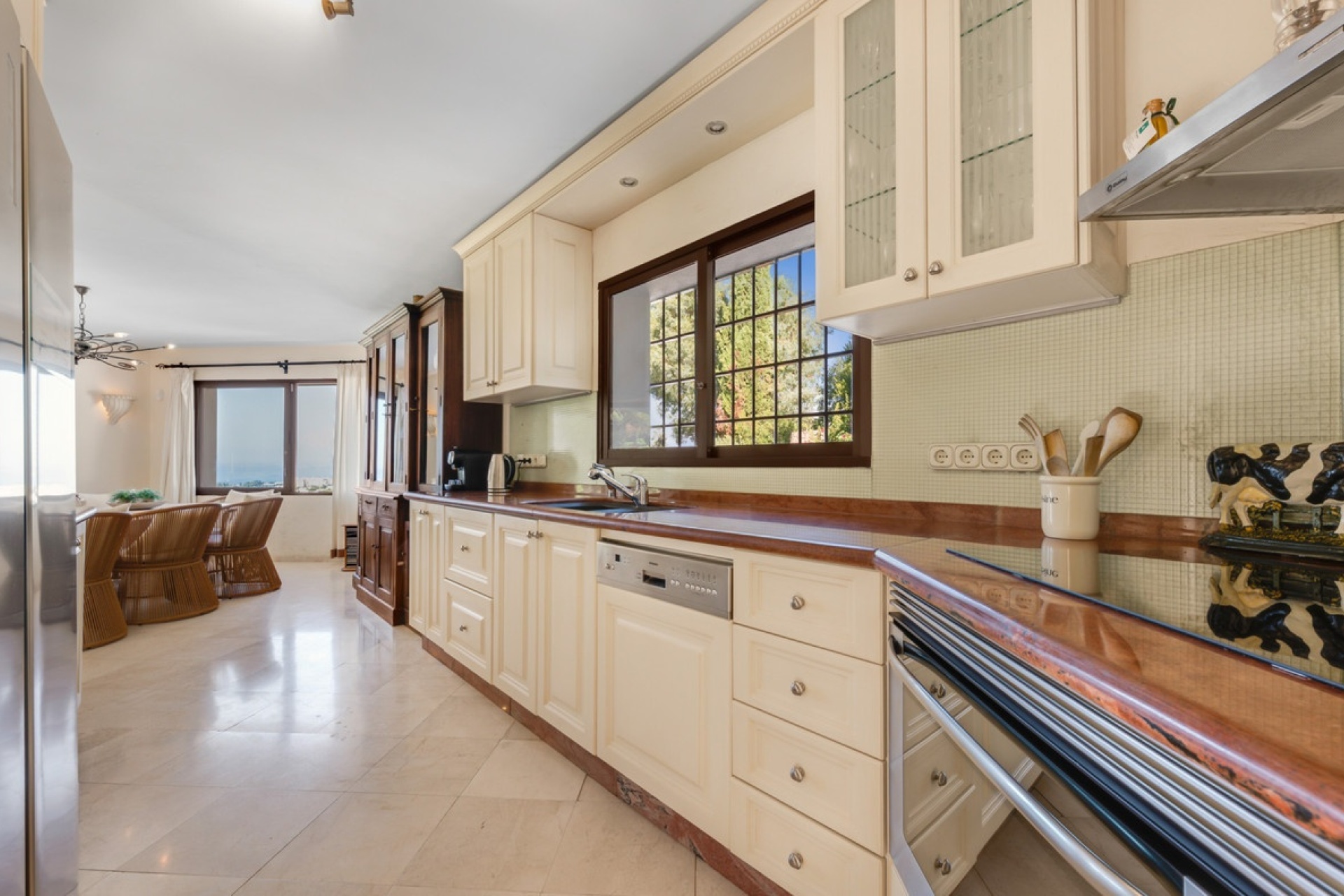 Resale - Villa - Marbella - El Rosario