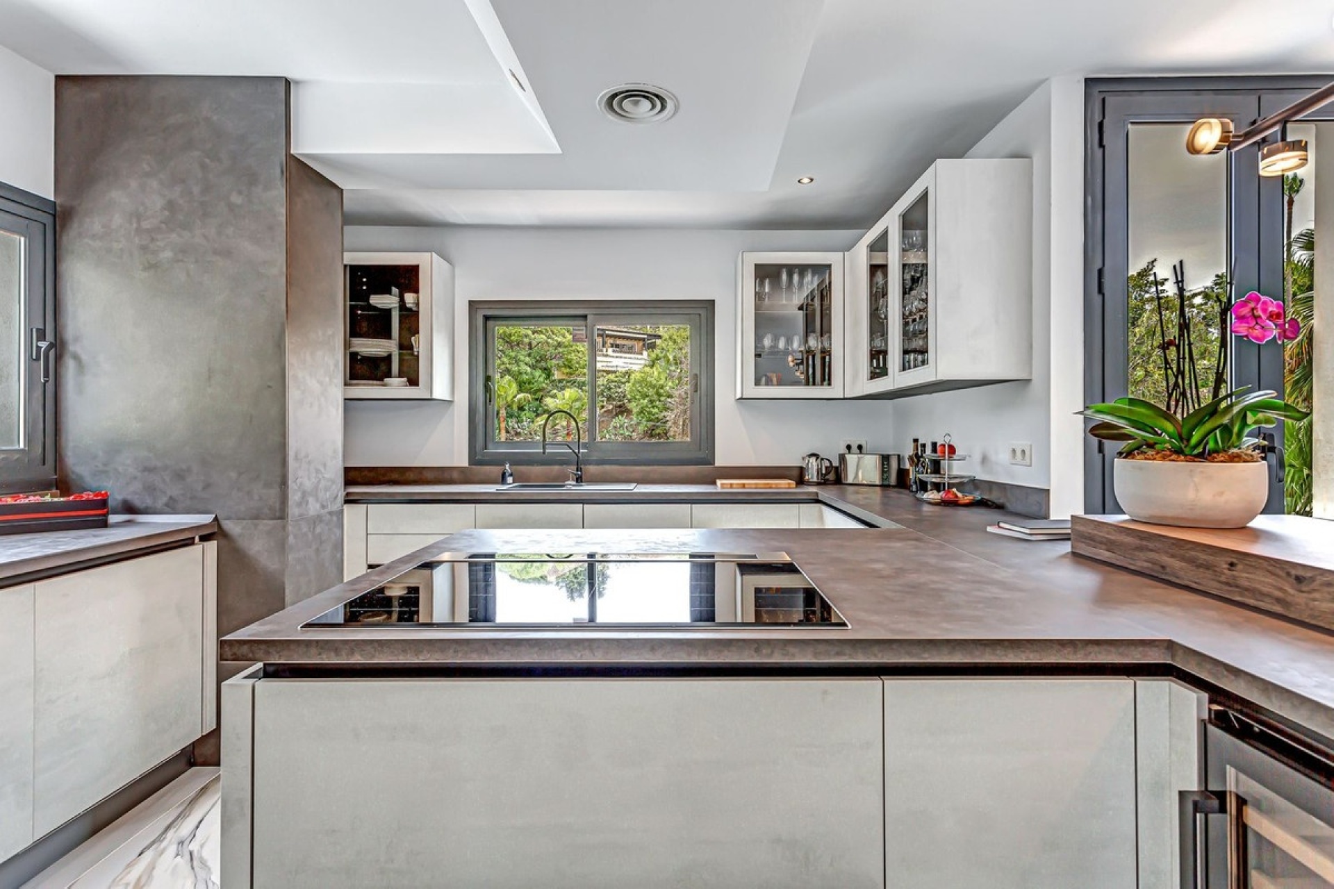 Resale - Villa - Marbella - El Rosario