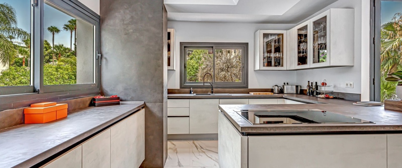 Resale - Villa - Marbella - El Rosario