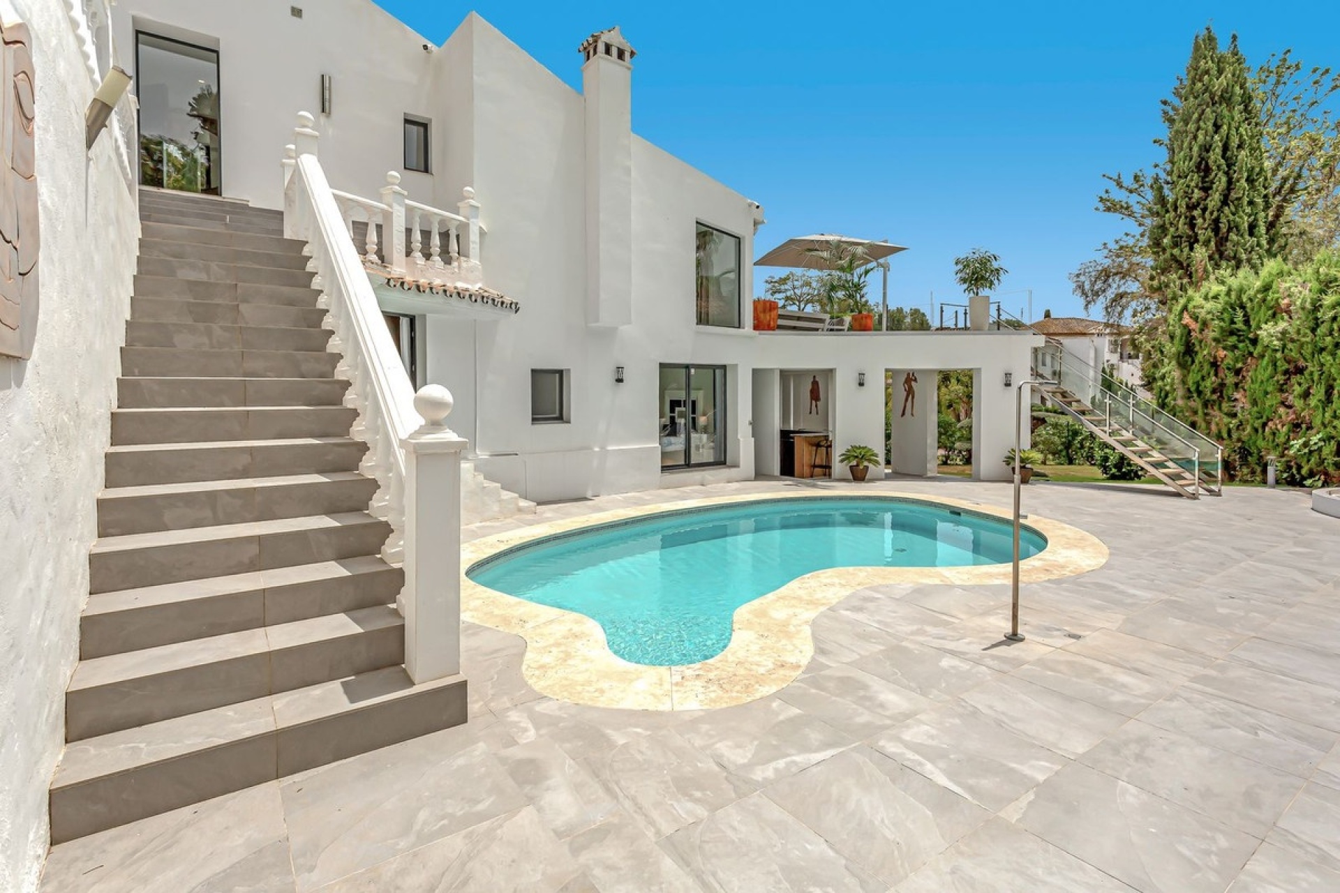Resale - Villa - Marbella - El Rosario