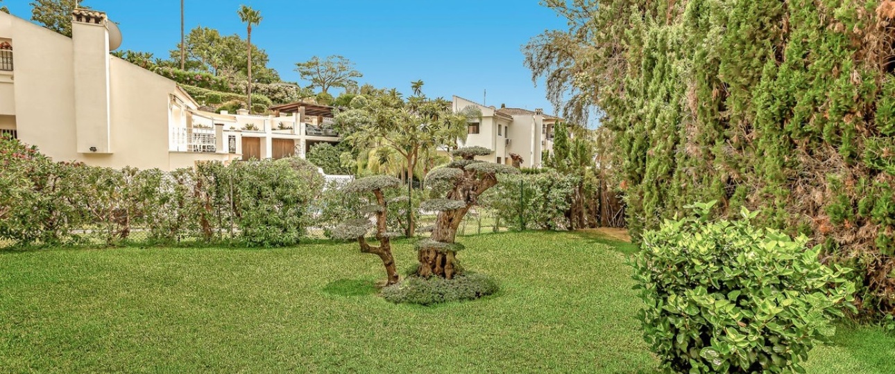 Resale - Villa - Marbella - El Rosario