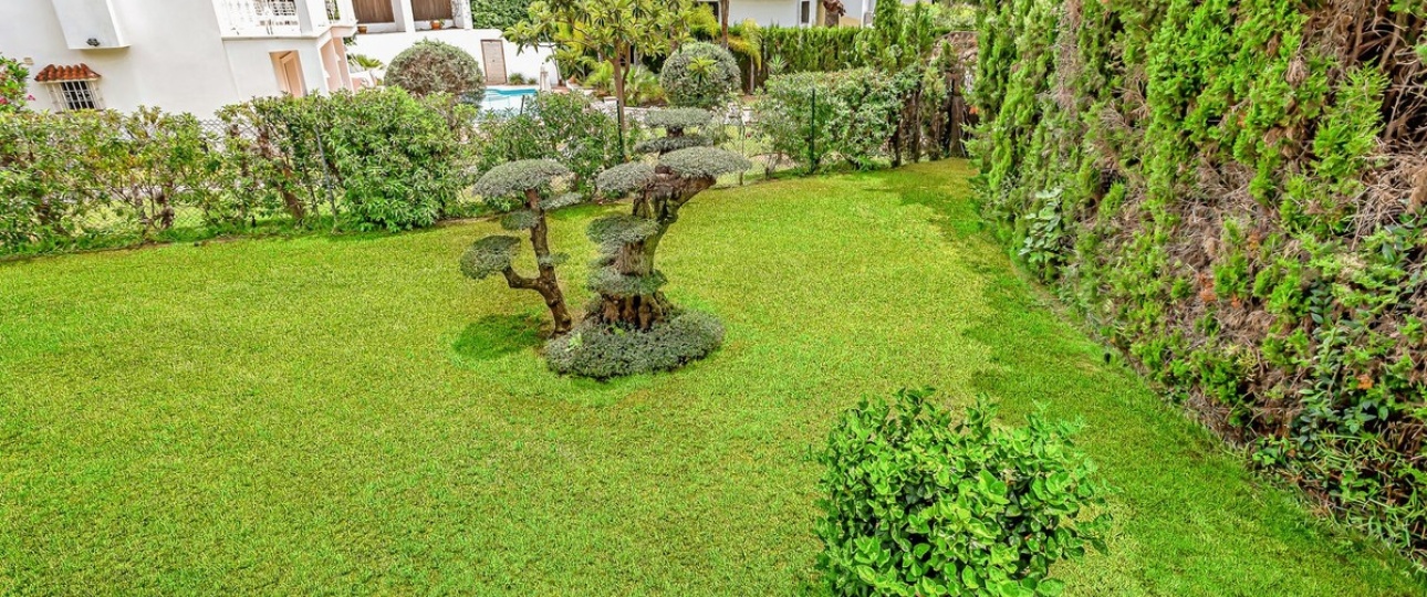 Resale - Villa - Marbella - El Rosario