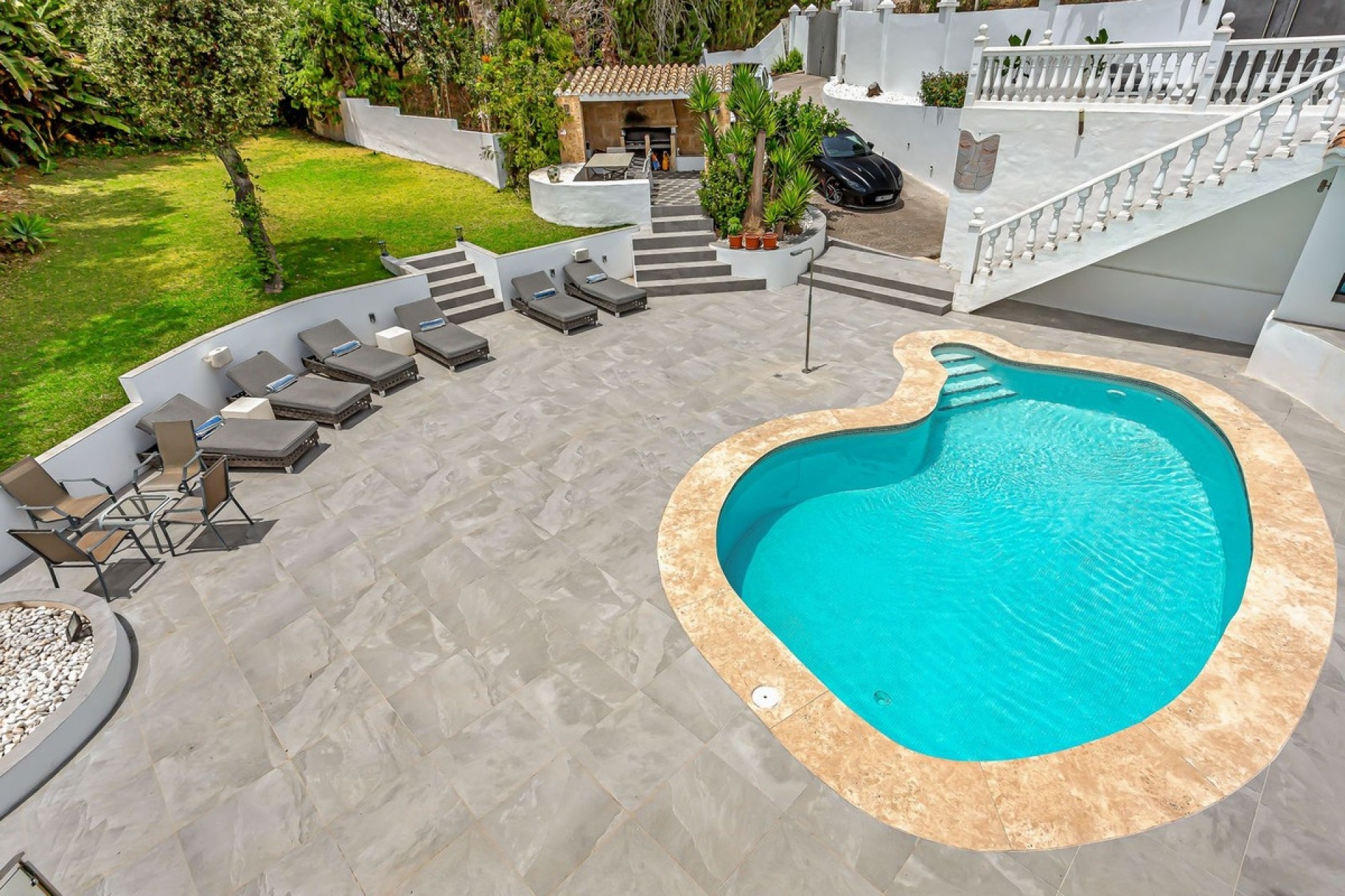 Resale - Villa - Marbella - El Rosario