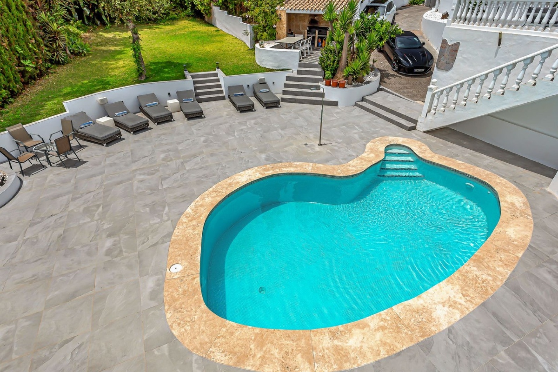 Resale - Villa - Marbella - El Rosario