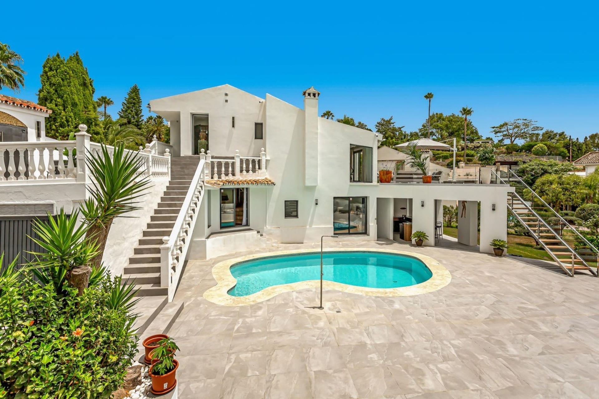 Resale - Villa - Marbella - El Rosario