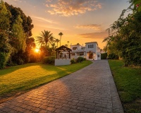 Resale - Villa - Marbella - El Rosario