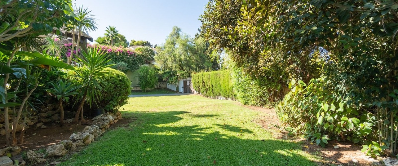 Resale - Villa - Marbella - El Rosario