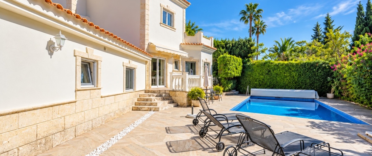 Resale - Villa - Marbella - El Rosario