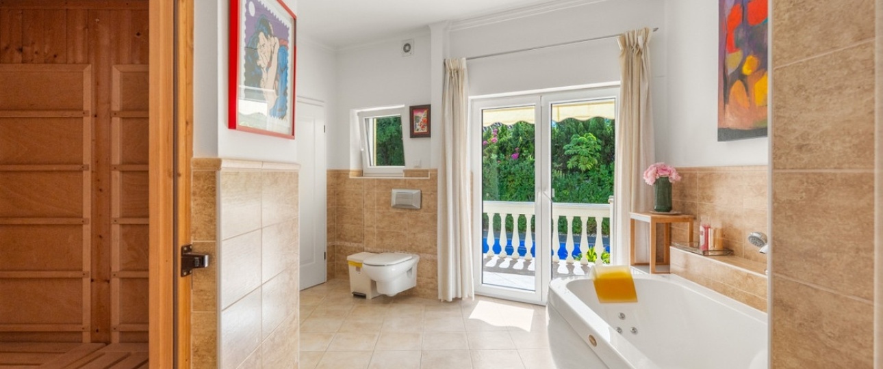 Resale - Villa - Marbella - El Rosario