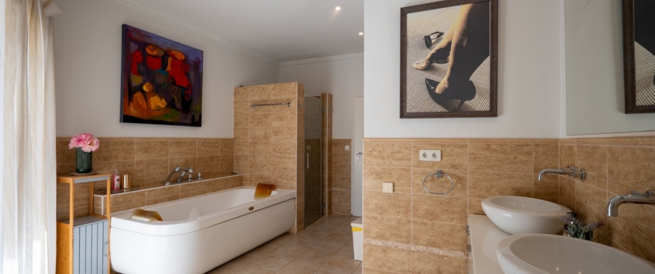 Resale - Villa - Marbella - El Rosario