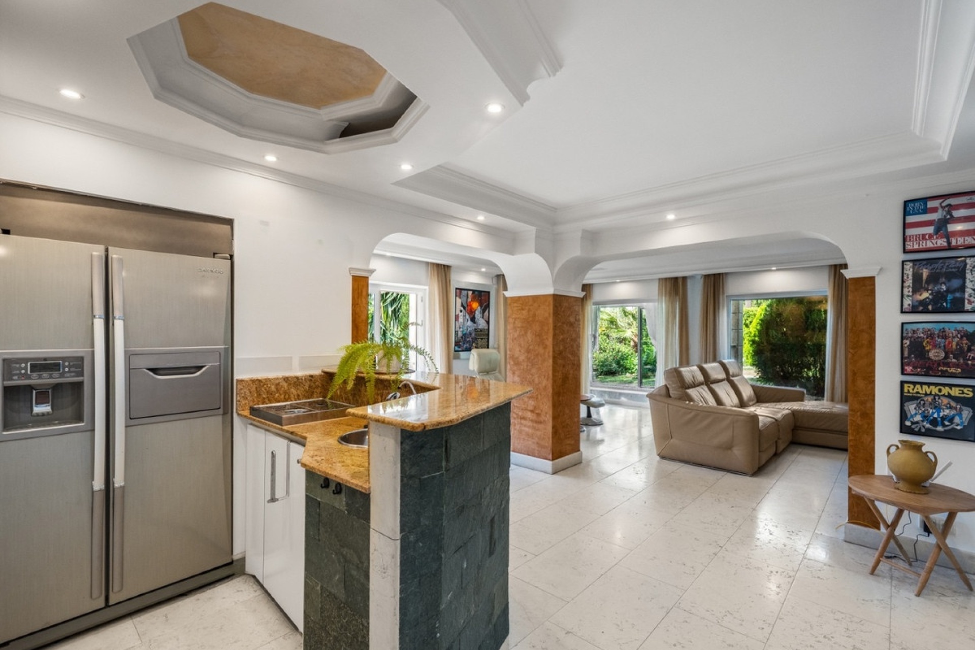 Resale - Villa - Marbella - El Rosario