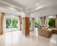Resale - Villa - Marbella - El Rosario