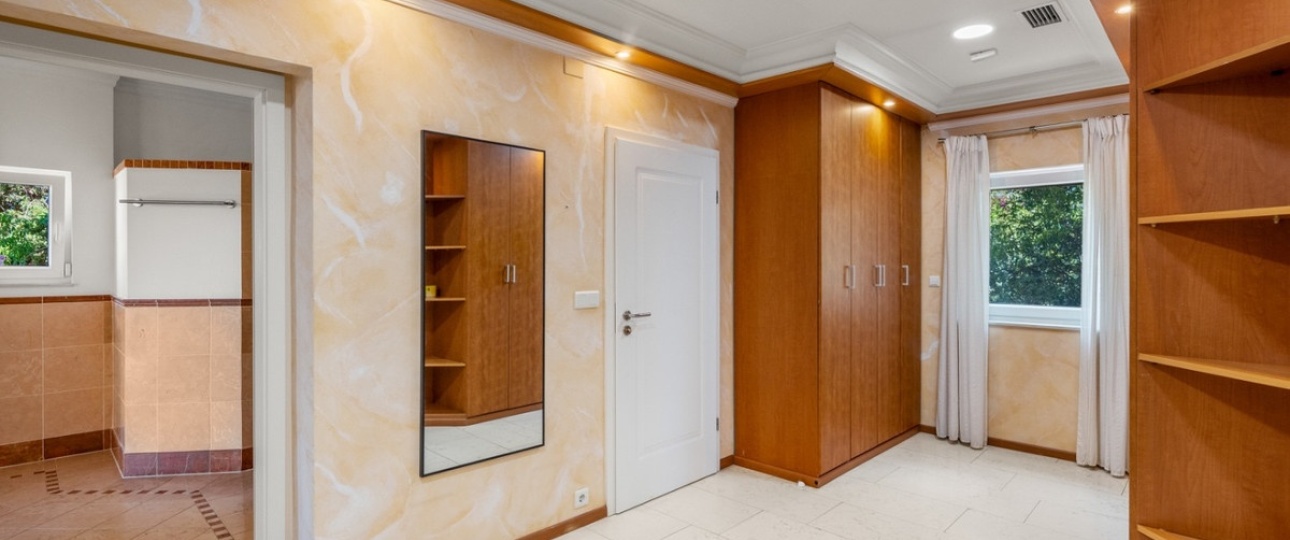 Resale - Villa - Marbella - El Rosario