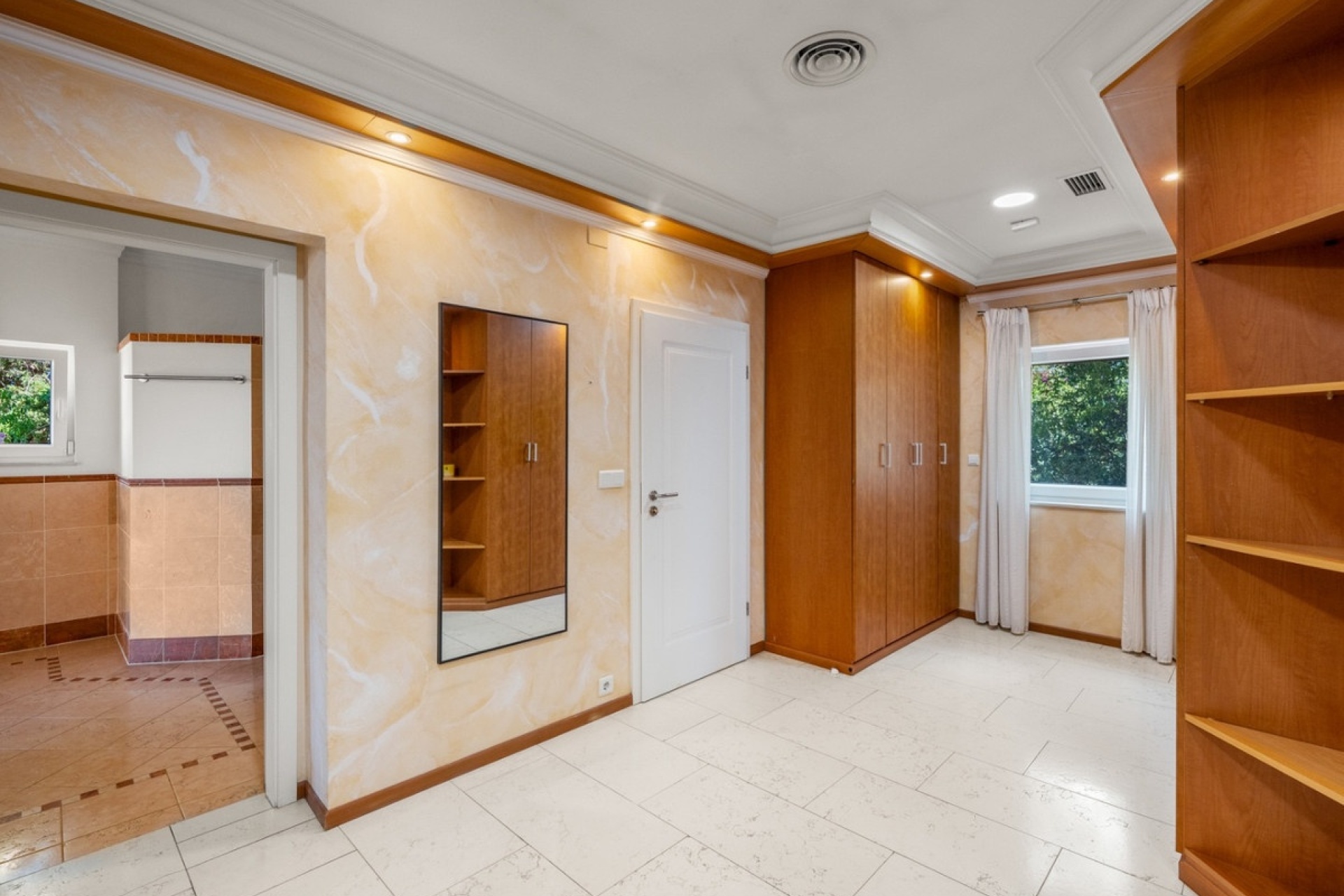 Resale - Villa - Marbella - El Rosario