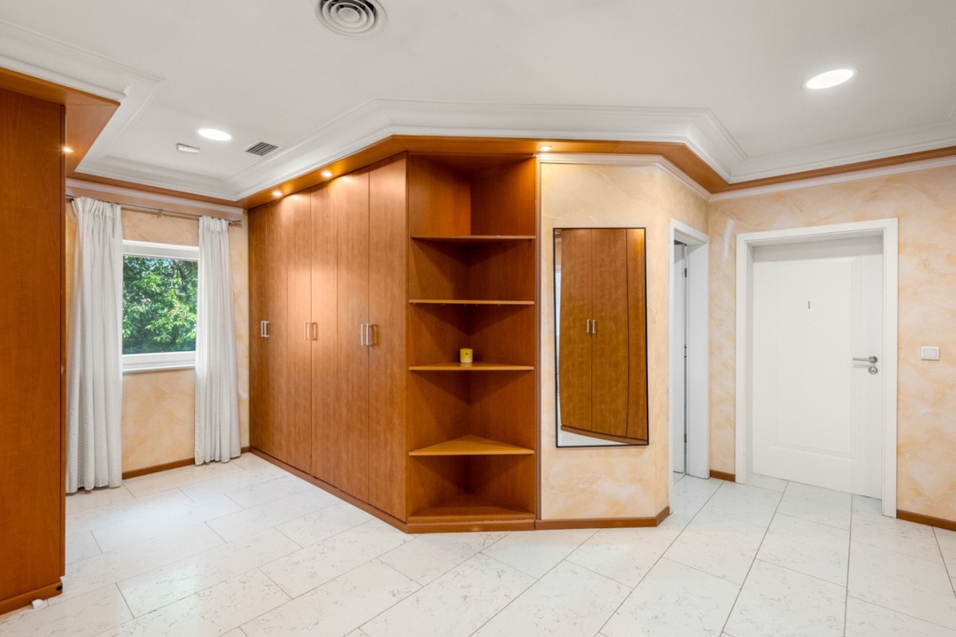 Resale - Villa - Marbella - El Rosario