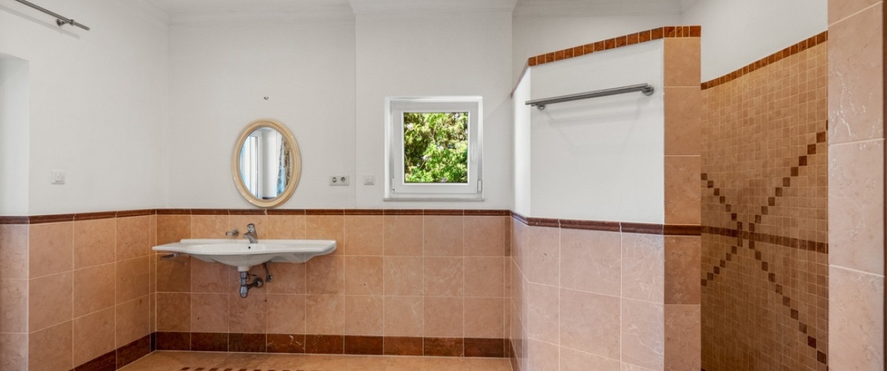 Resale - Villa - Marbella - El Rosario