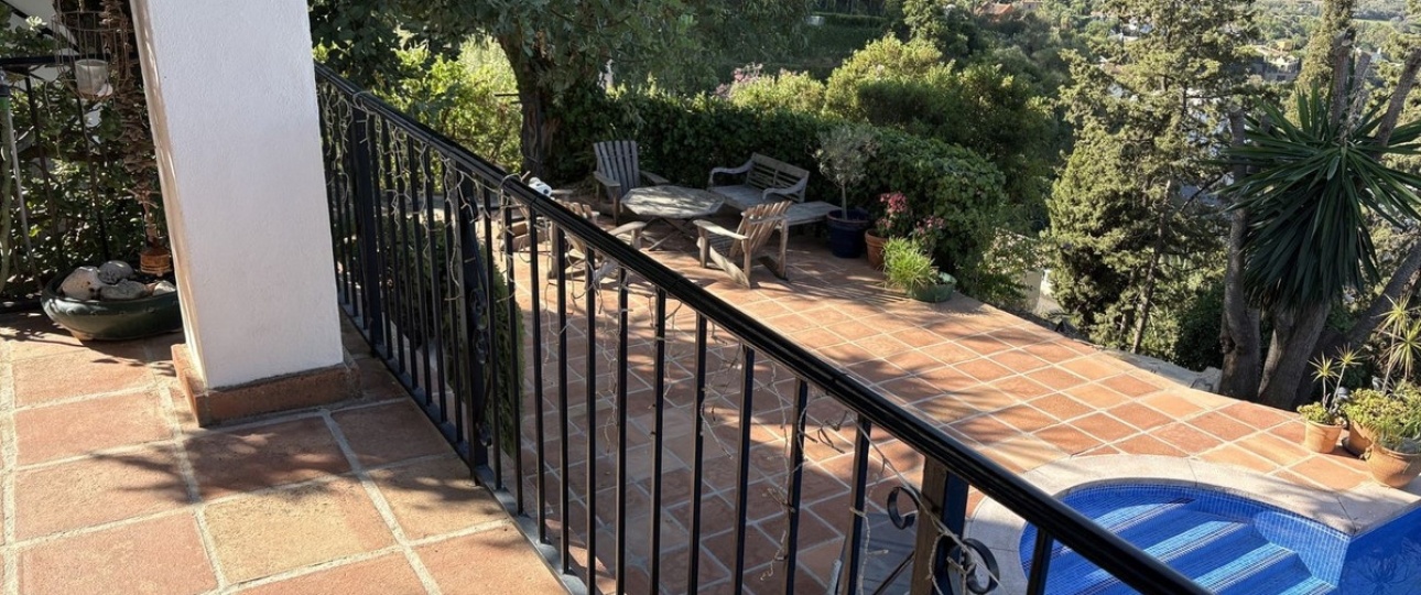 Resale - Villa - Marbella - El Rosario