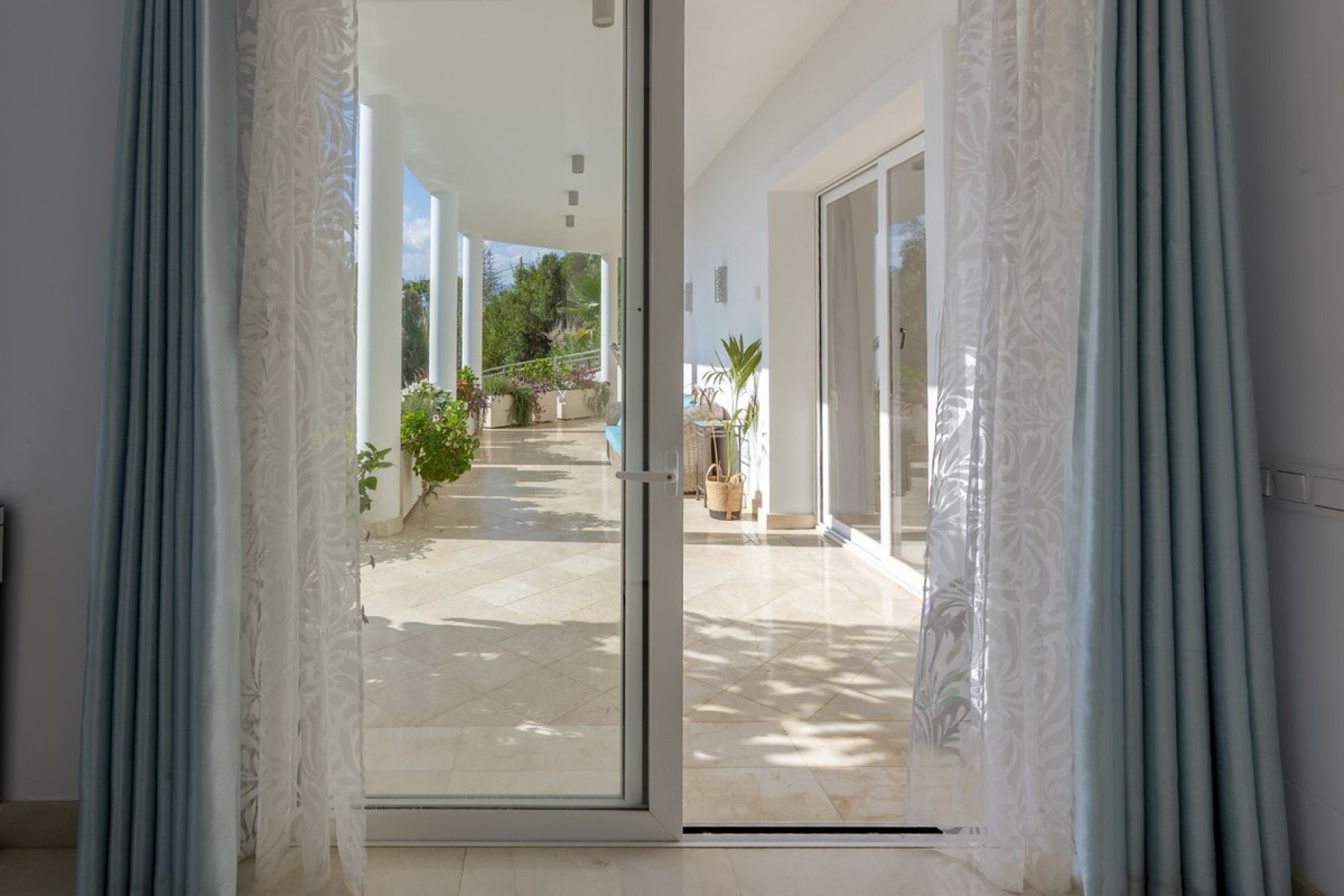 Resale - Villa - Marbella - El Rosario