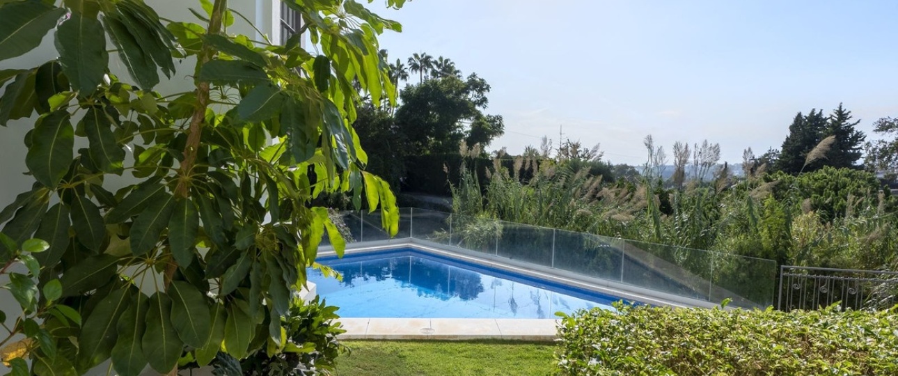 Resale - Villa - Marbella - El Rosario