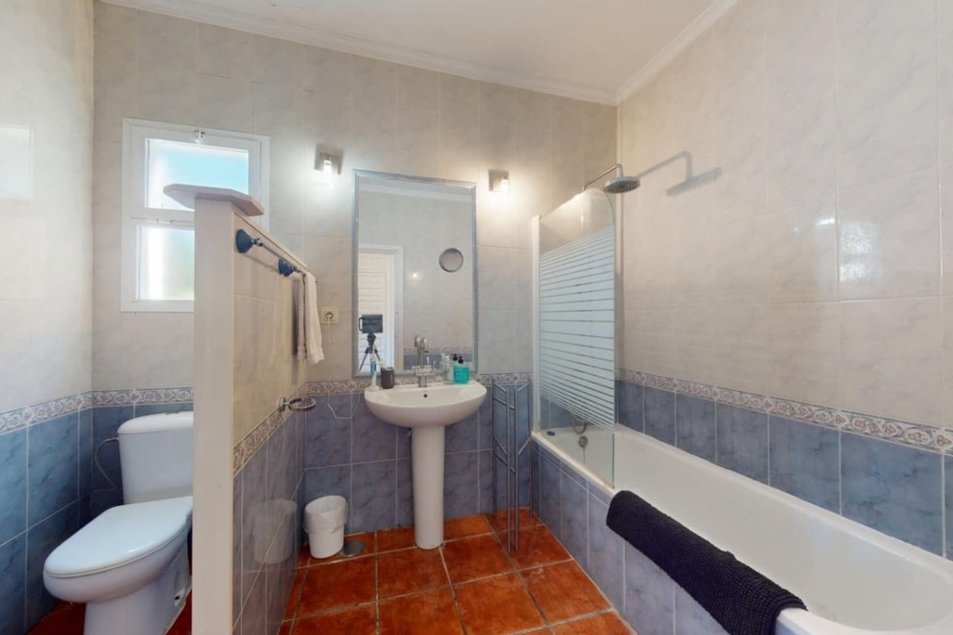 Resale - Villa - Marbella - El Rosario