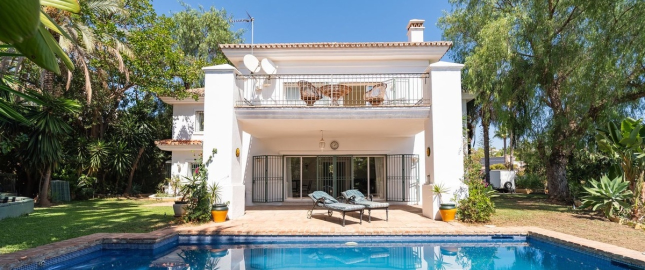 Resale - Villa - Marbella - El Rosario