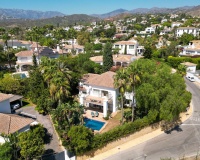 Resale - Villa - Marbella - El Rosario