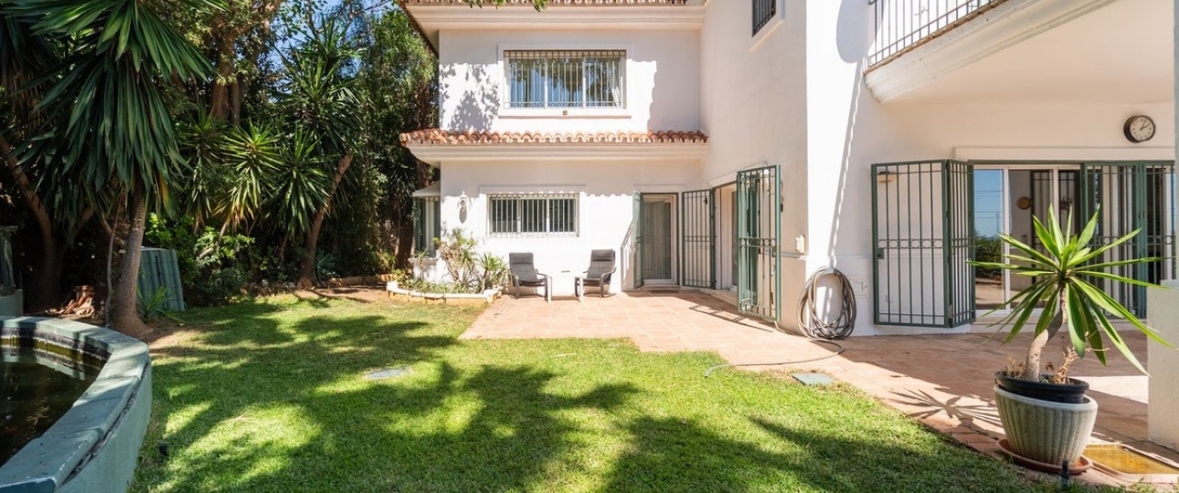 Resale - Villa - Marbella - El Rosario