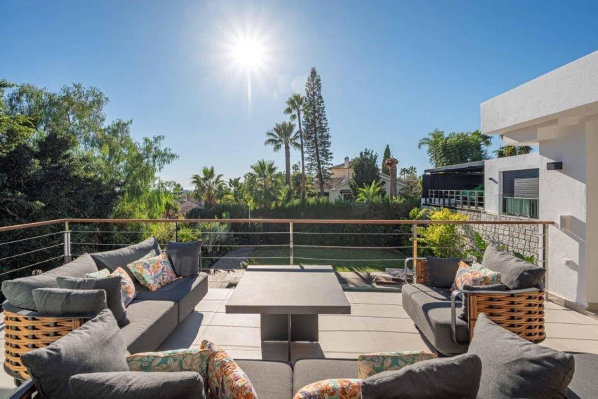 Resale - Villa - Marbella - El Rosario