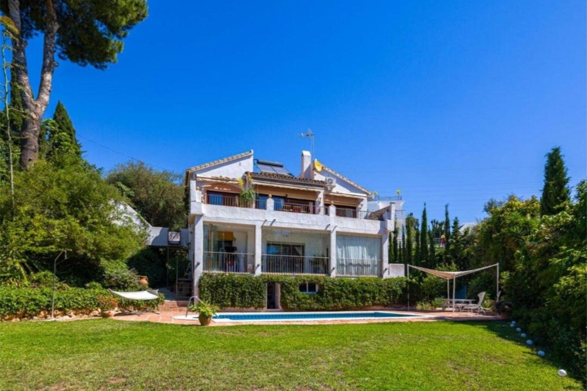 Resale - Villa - Marbella - El Rosario