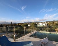Resale - Villa - Marbella - Elviria