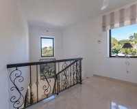 Resale - Villa - Marbella - Elviria
