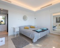 Resale - Villa - Marbella - Elviria