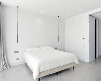 Resale - Villa - Marbella - Elviria