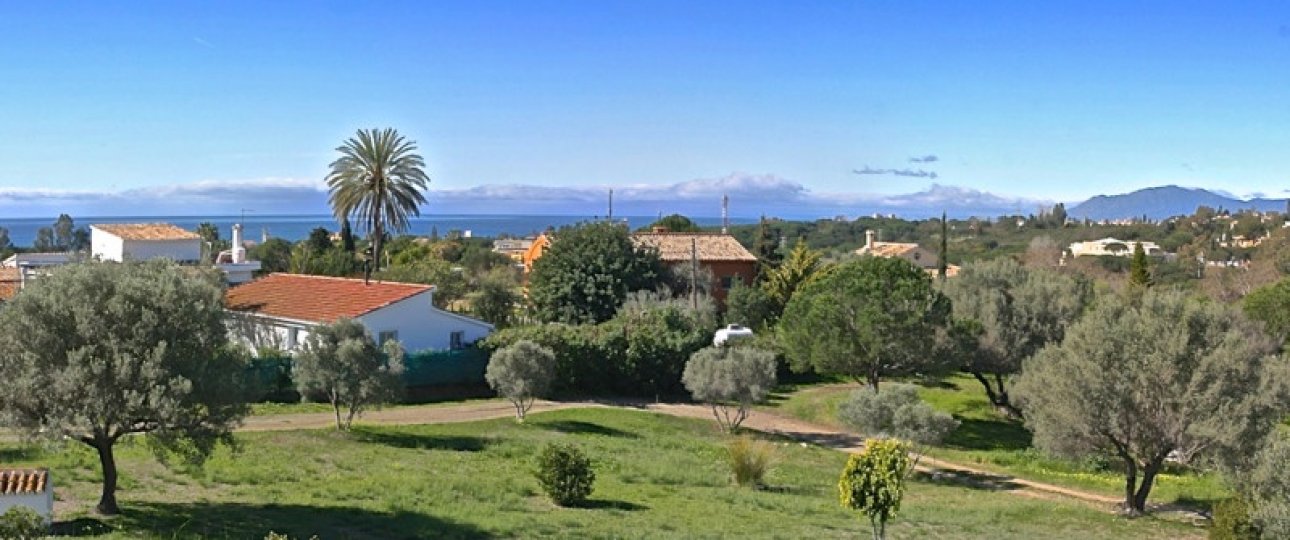 Resale - Villa - Marbella - Elviria