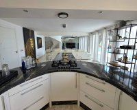 Resale - Villa - Marbella - Elviria