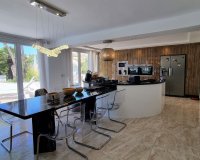 Resale - Villa - Marbella - Elviria