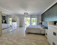 Resale - Villa - Marbella - Elviria