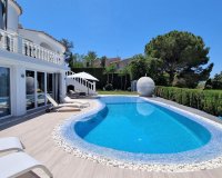 Resale - Villa - Marbella - Elviria