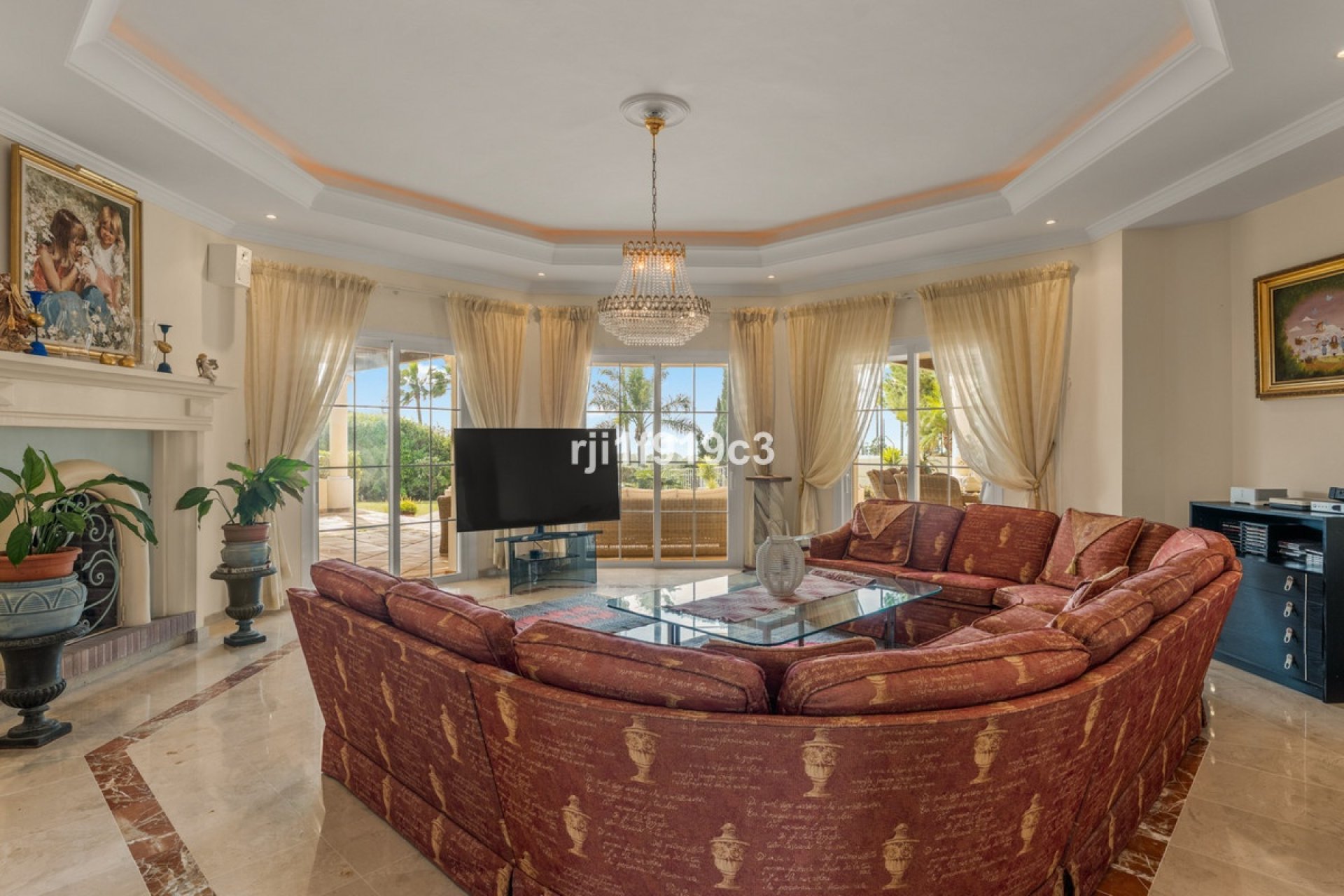 Resale - Villa - Marbella - Elviria