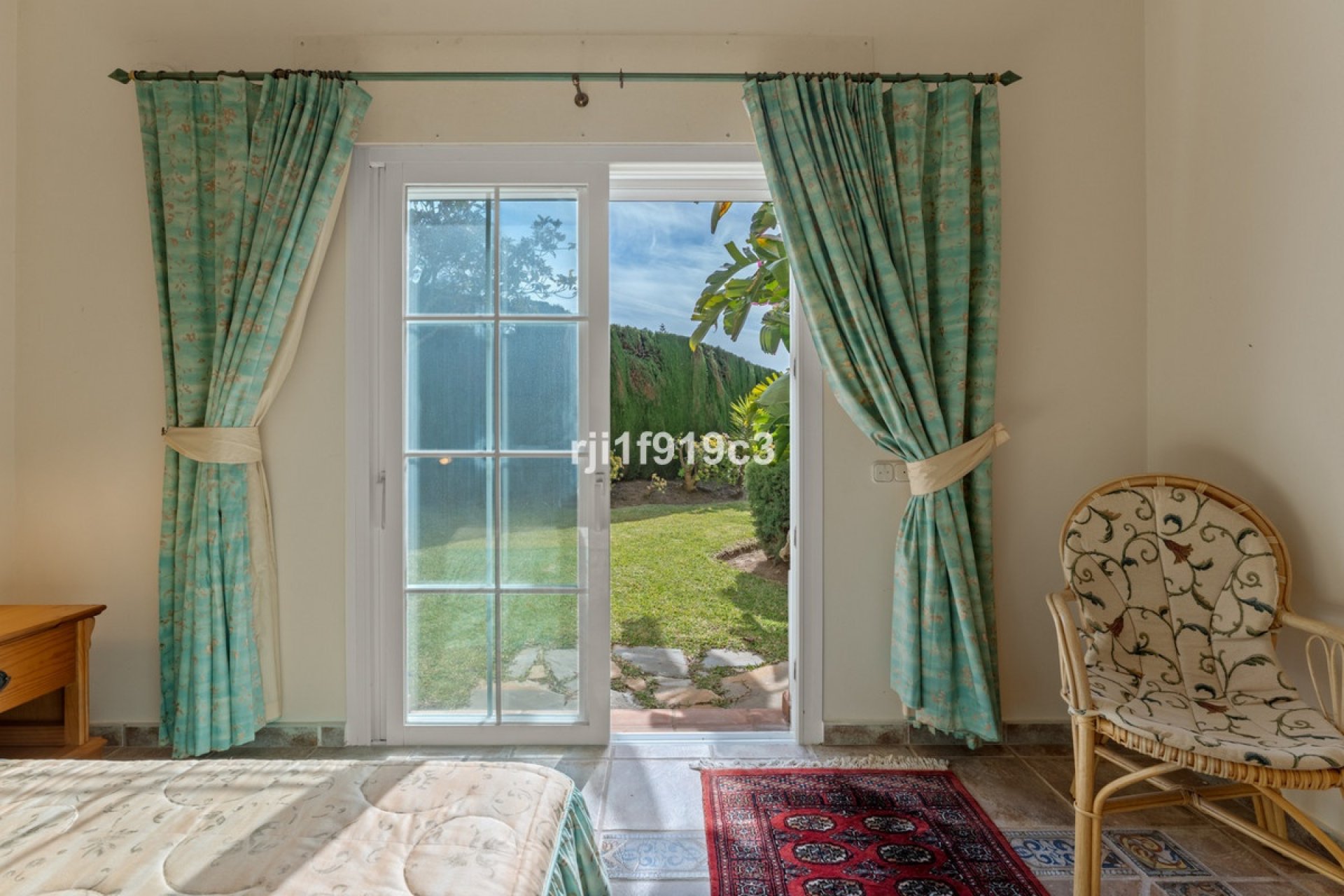Resale - Villa - Marbella - Elviria